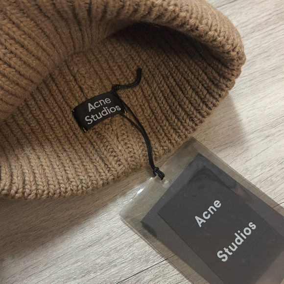 Acne studio ribbed beanie - Picture 2 of 2